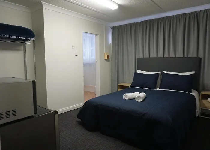 Warners Bay Hotel