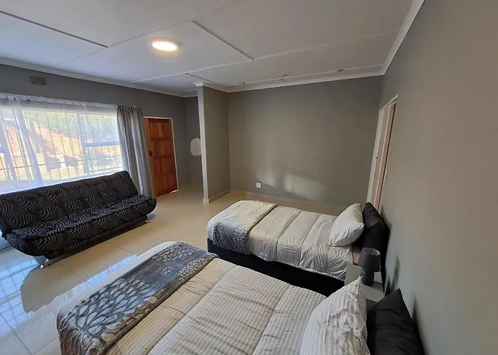 Rocky Hills Guesthouse Piet Retief