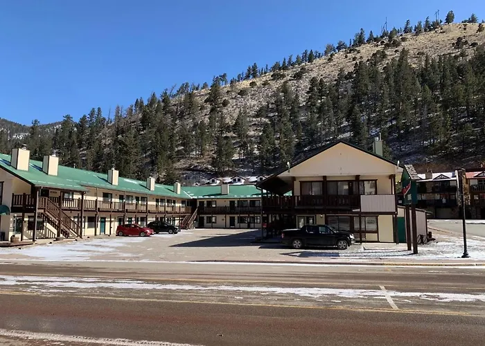 Ponderosa Lodge Red River