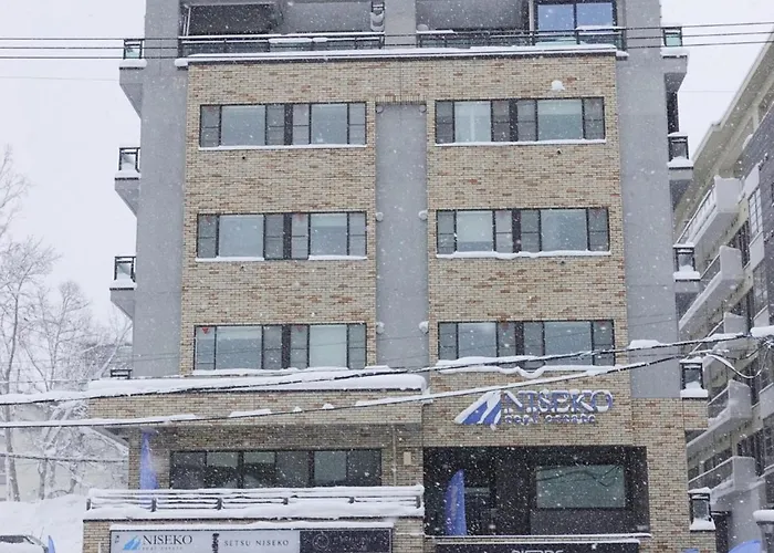 Mountainside Palace Niseko
