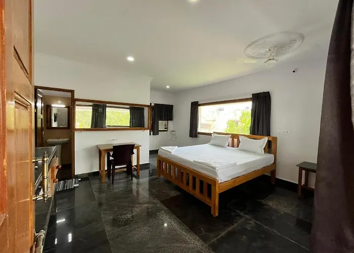 Anand Beach Guesthouse By Moonrocks Mahabalipuram