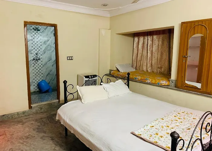 Pushpanand Guest House Udaipur