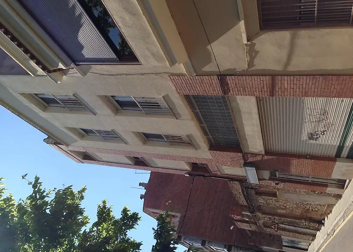 Hostal Isabel II Figueras