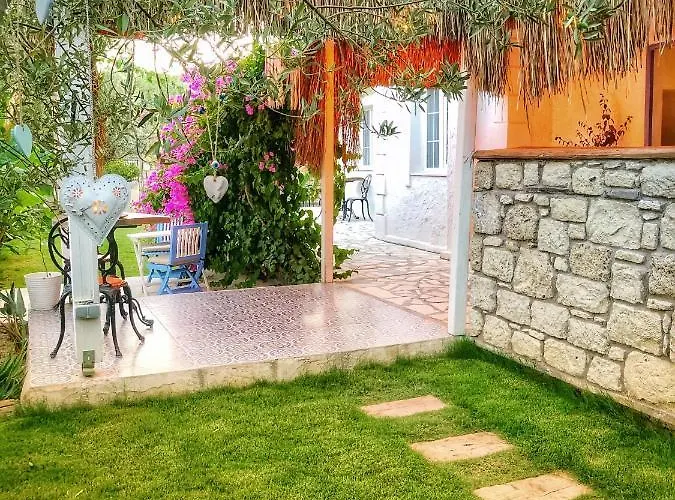 Temucin Hotel Alaçatı