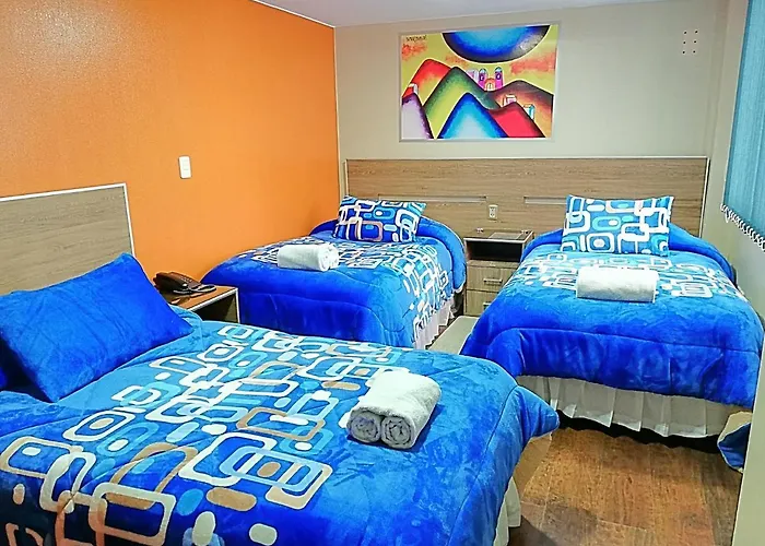 Hostal Naval La Paz