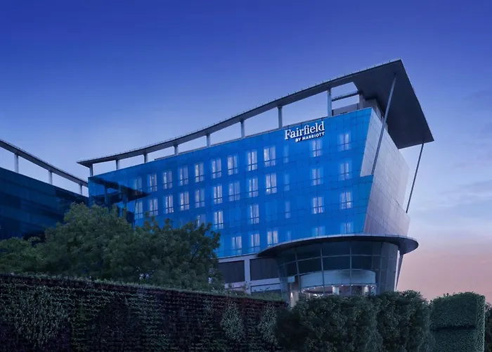 Fairfield By Marriott Agra Hotel