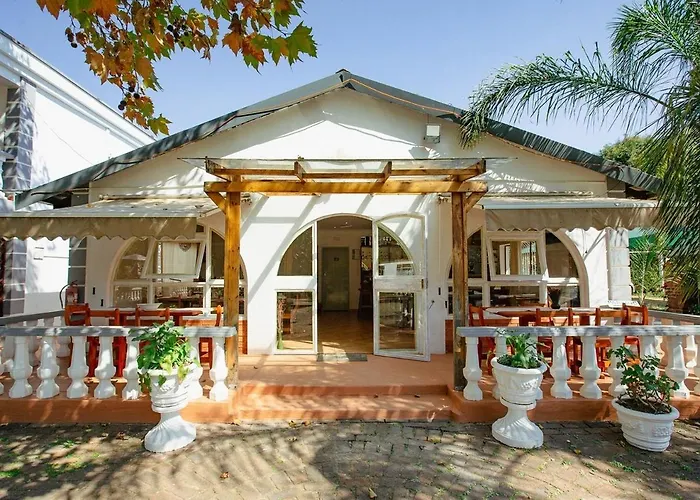 Golden Candle Guest House Roodepoort