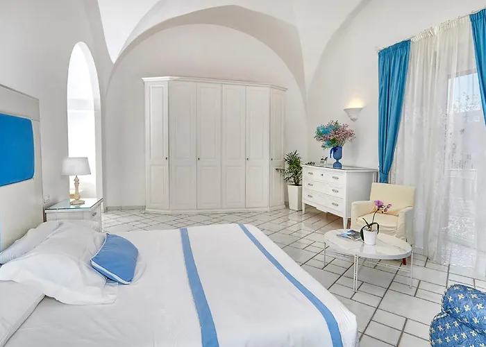 Le Botteghe 59 Capri Bed and Breakfast