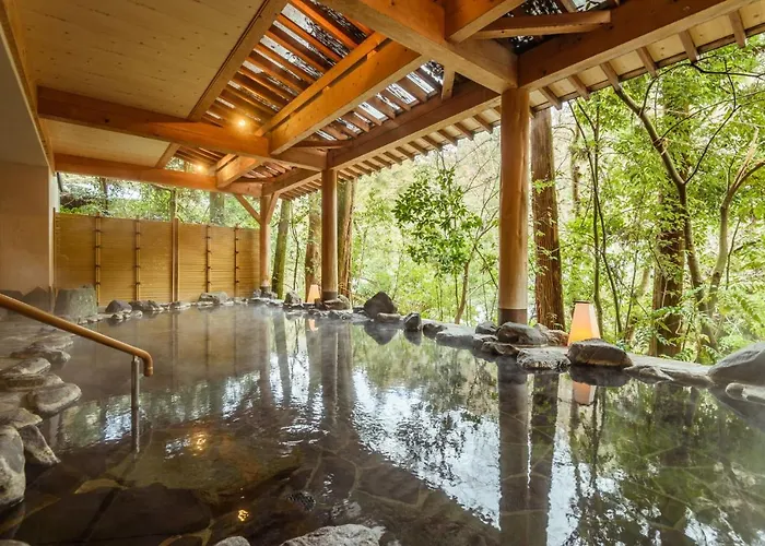 Shirasagiyu Tawaraya Hotel Kaga 