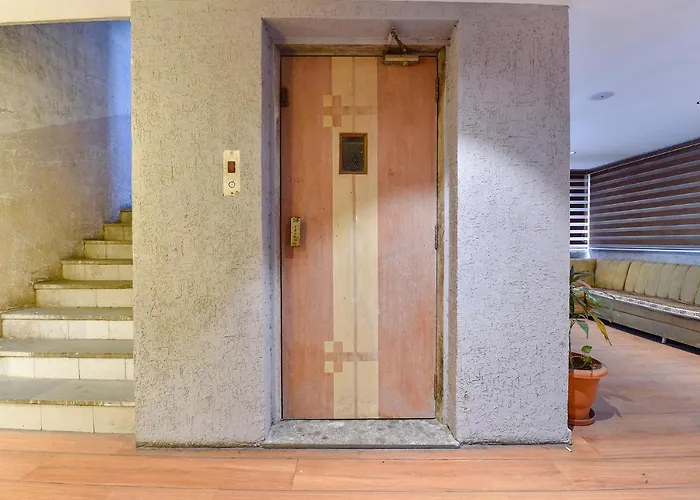 Fabhotel Udhna Inn, Near Udhna Junction Surat