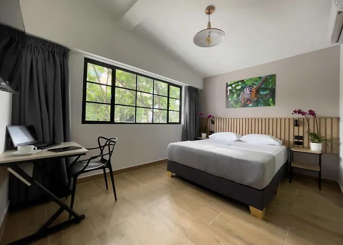 Vita Hotel Boutique - Aire Acondicionado & Desayuno Medellin