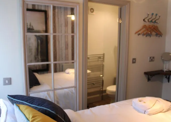The Woodstock Arms Hotel