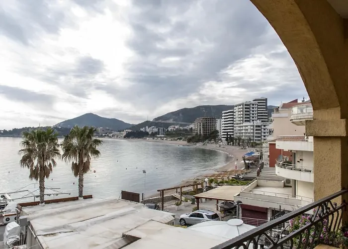 Mali Hotel Porat Budva