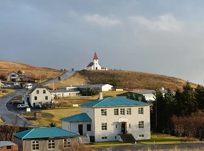 Arsalir Guesthouse Vik B&B