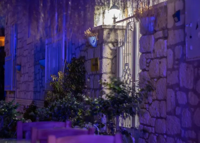 Avlu Alacati Boutique Hotel