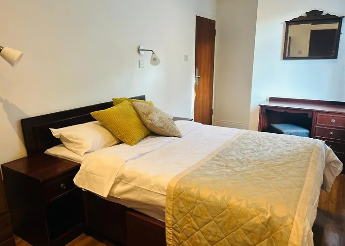 Sinai Hotel London
