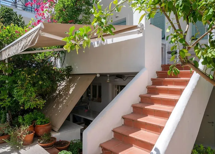 Odyssey Suites Poros Town