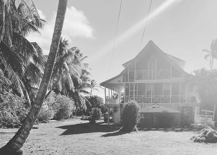 Islander House On Rocky Cay Beach San Andrés
