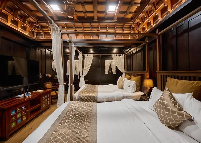 Maliekal Heritance Cherai Beach Cochin