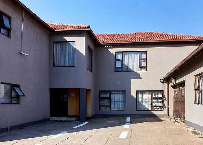 Airport Royal Guest House Kempton Park