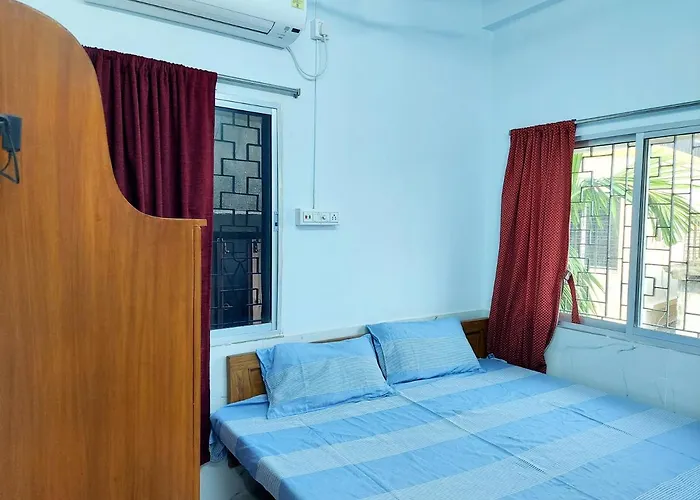 Chaiti Lodge - Santiniketan Bolpur