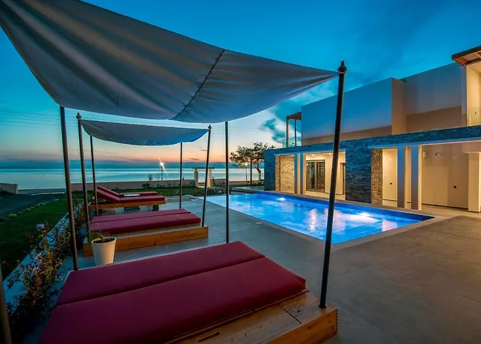 Amyntas Seafront Hotel - Adults Only Néos Marmarás