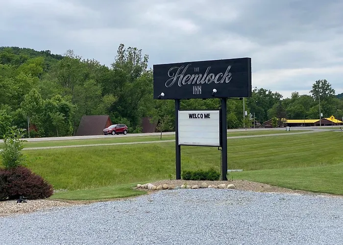 The Hemlock Inn Loudonville