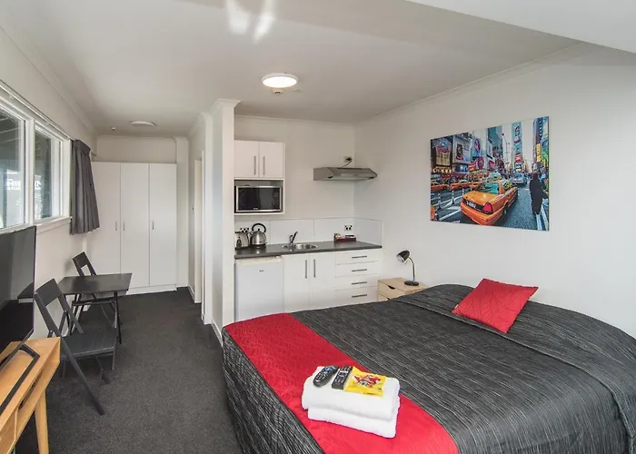 The Hibernian Studio Apartments - 4 Latter Street Timaru