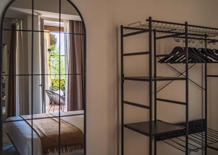 Gaby Lake Suites Como