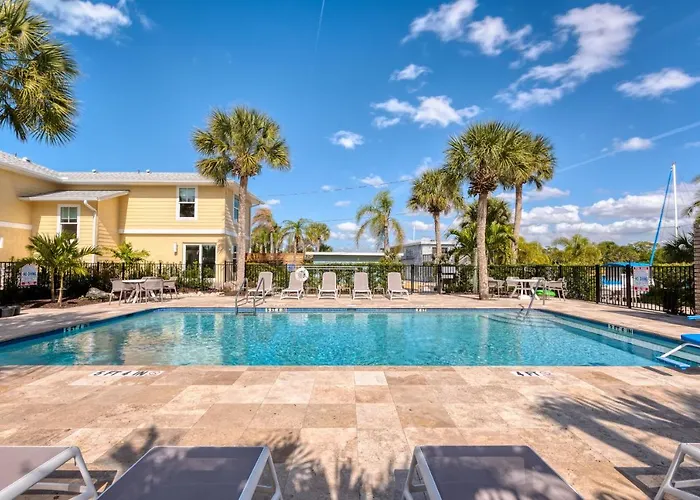 Escape Coastal Resort On Casey Key Nokomis