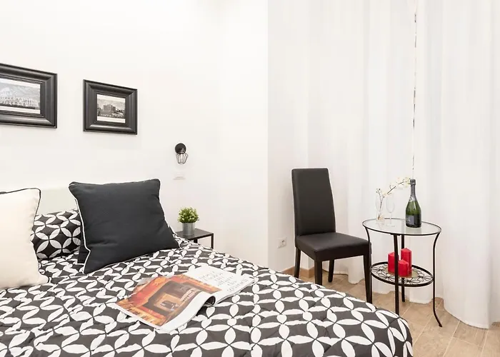 Black Rooms Colosseo Roma