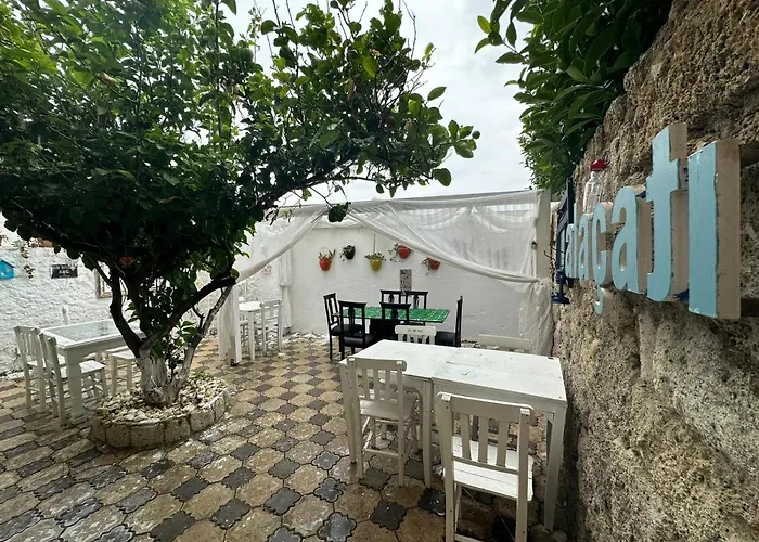 Monat Otel Hacimemis Alaçatı