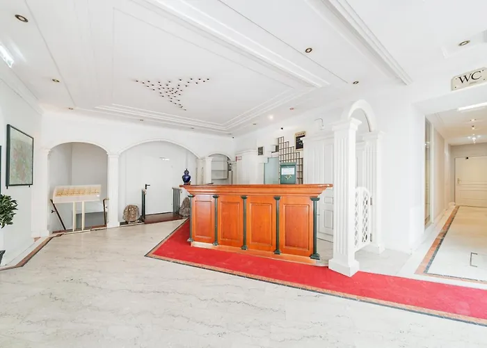Self-Check-In Hotel Adlon Bécs