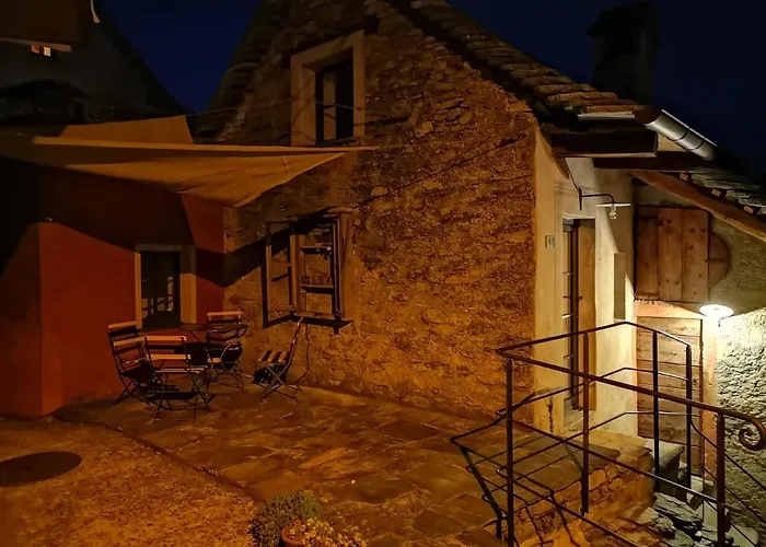 Case Di Sotto, House & Breakfast Muralto