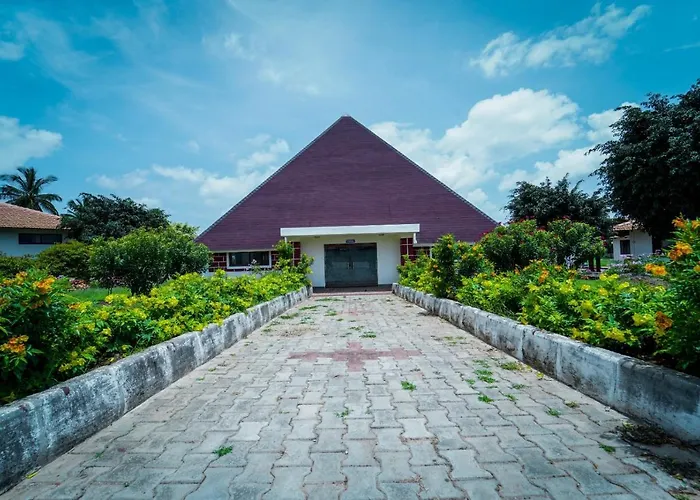 Tranquil Revtree Resort Chikmagalur