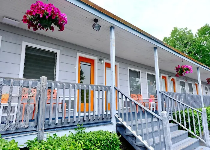 Dock House Inn Old Orchard Beach