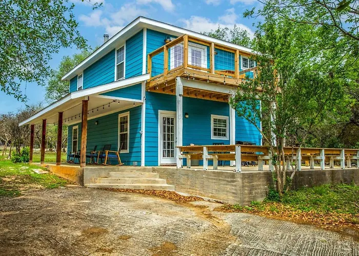 River Rock Retreat Bandera