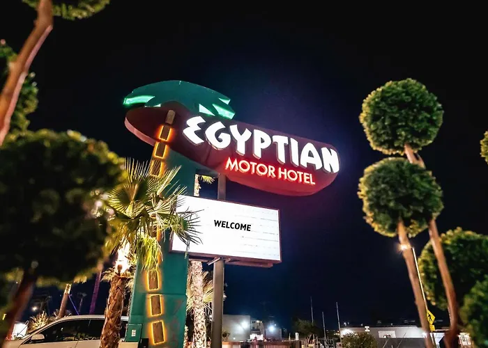 Egyptian Motor Hotel BW Signature Collection Phoenix