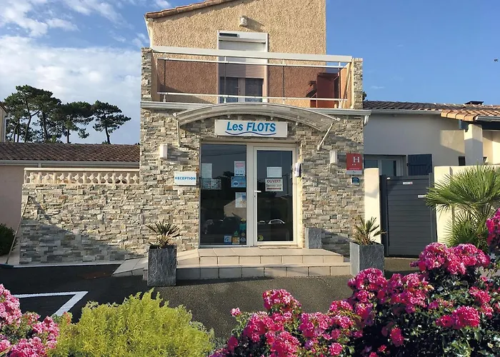 Hôtel Résidence Les Flots Saint-Palais-sur-Mer