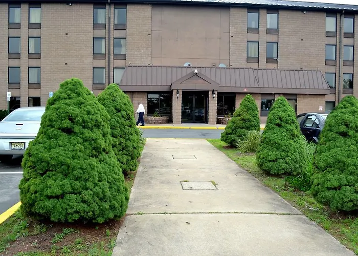 Ramada South Plainfield/Piscat Hotel