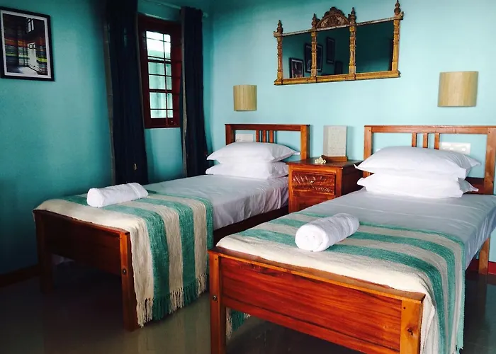 Majo House Bed & Breakfast Cherai Beach