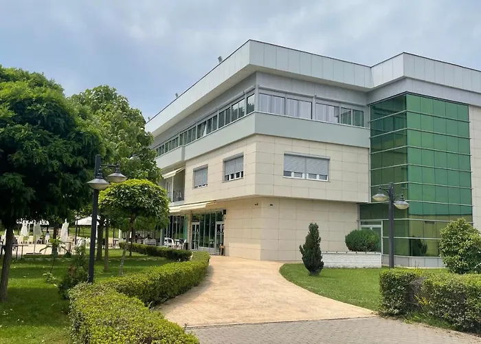 Hotel La Villa Gjakova
