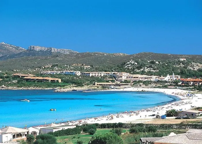 Le Corti Di Marinella Aparthotel Golfo Aranci