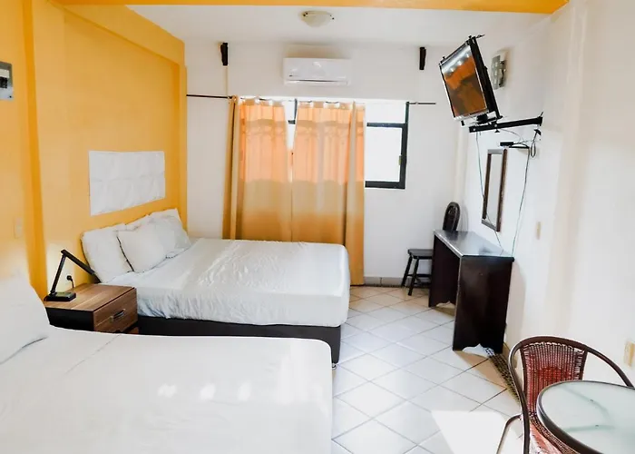 Hotel Roble Zihuatanejo