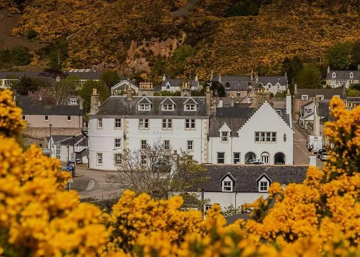 The Bridge Helmsdale Hotel