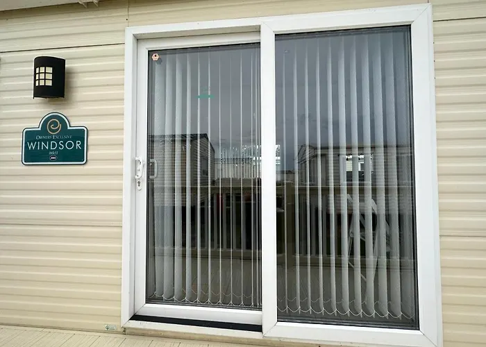 Golden Palm Resort, Sherwood Plot, Abi Windsor S214, 6 Berth Chapel Saint Leonards