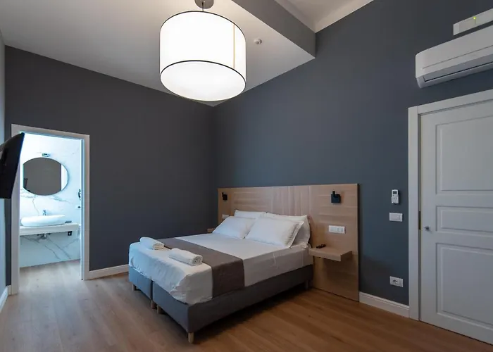 Nolana 28 Rooms In Nápoly