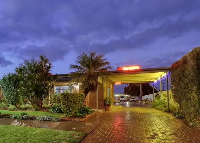 Oasis Motor Inn Broken Hill