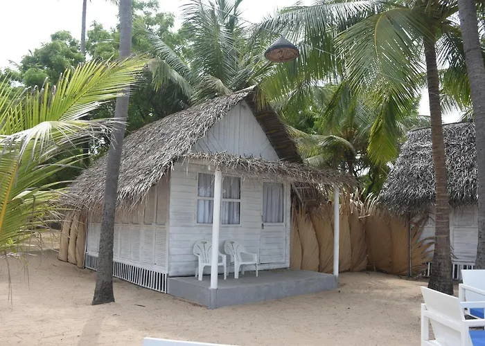 Alfresco Beach Hotel Trincomalee