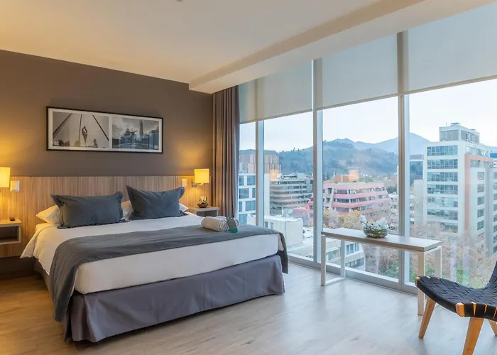 Hotel Capital Bellet Santiago